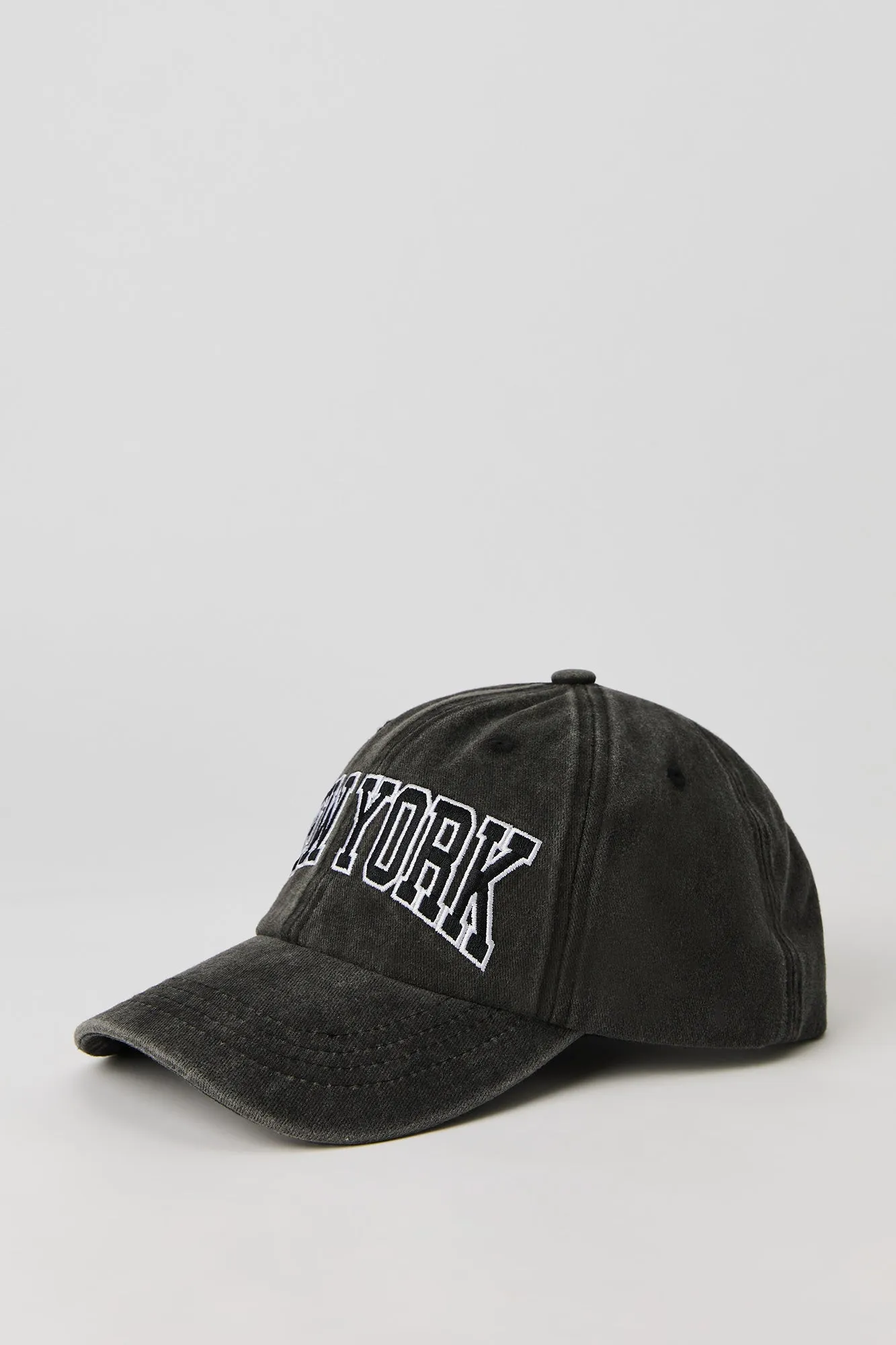Casquette de baseball délavée avec motif brodé