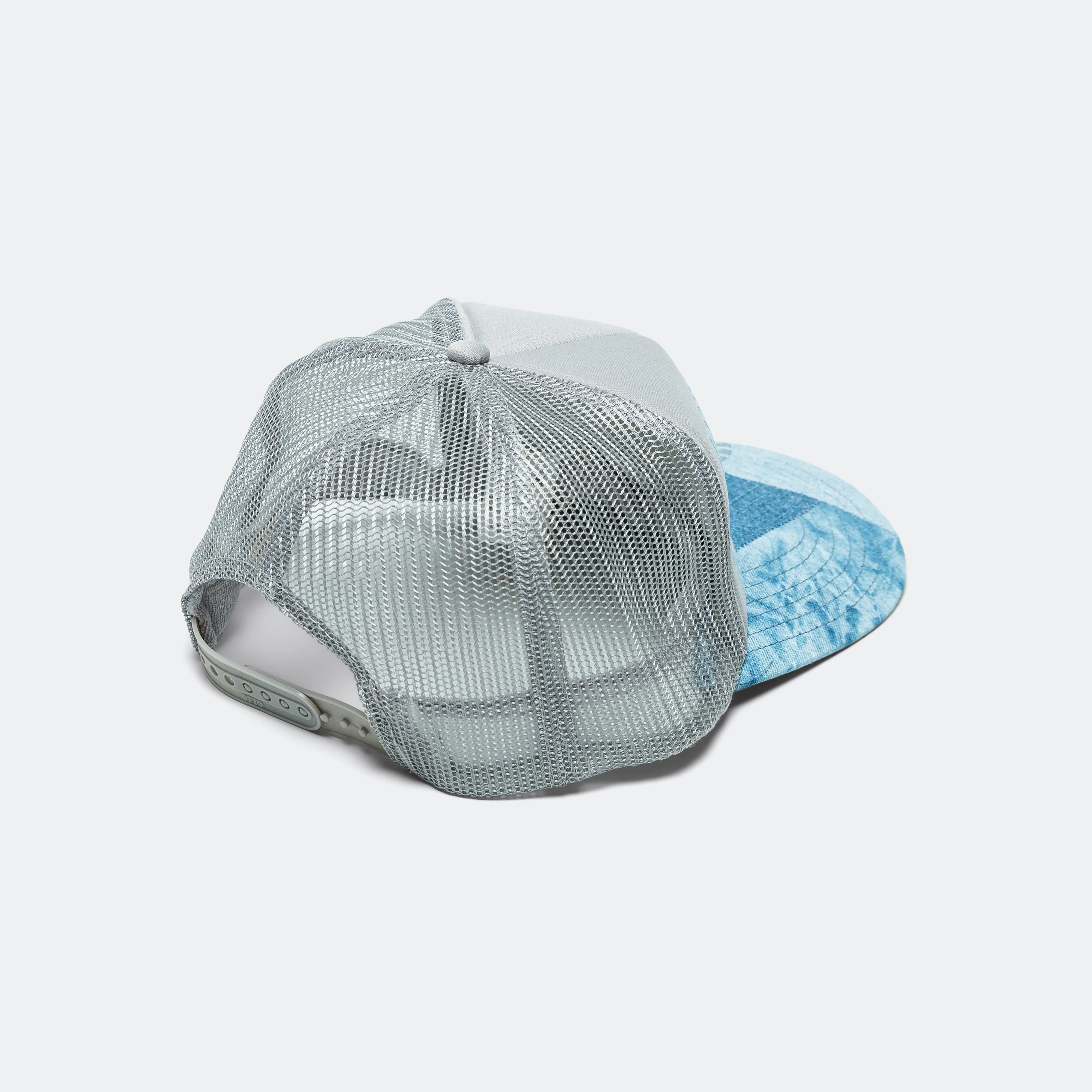 FREE WHEELIN' Trucker Cap - Grey/Black