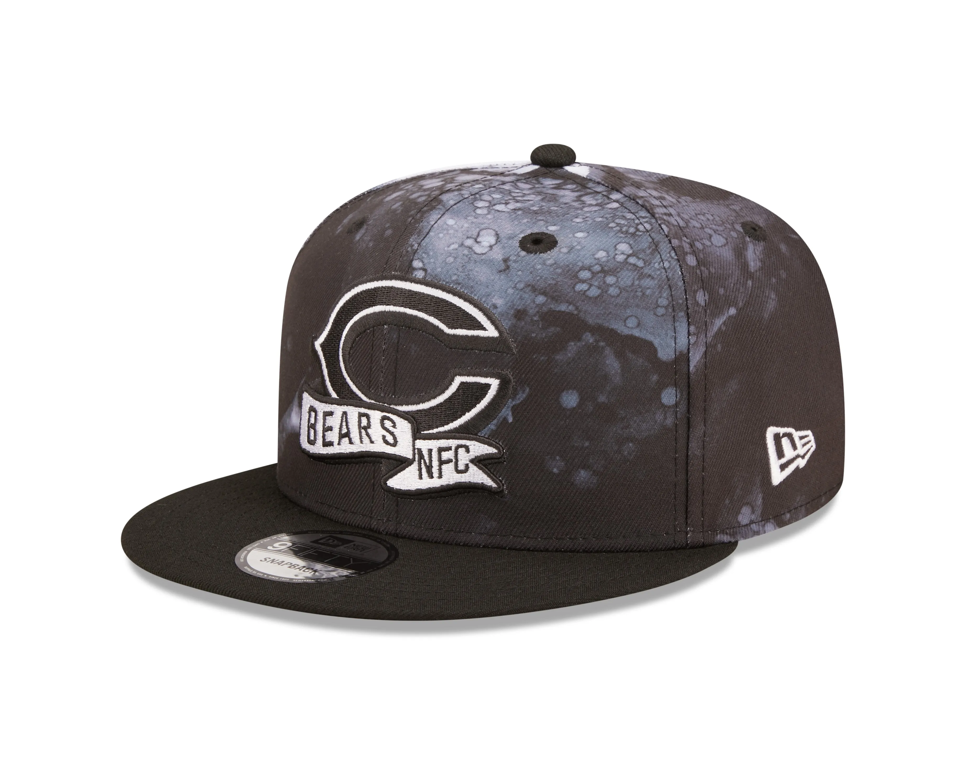 Men's Chicago Bears New Era Black Ink 2022 NFL Sideline Primary Logo 9FIFTY Snapback Adjustable Hat