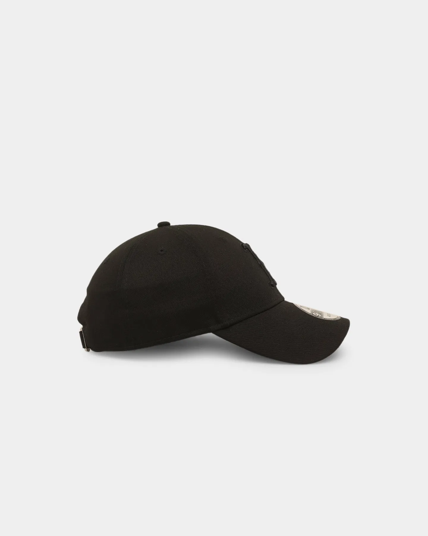 New Era Boston Red Sox 'Black On Black' 9FORTY Casual Strapback Black/Black