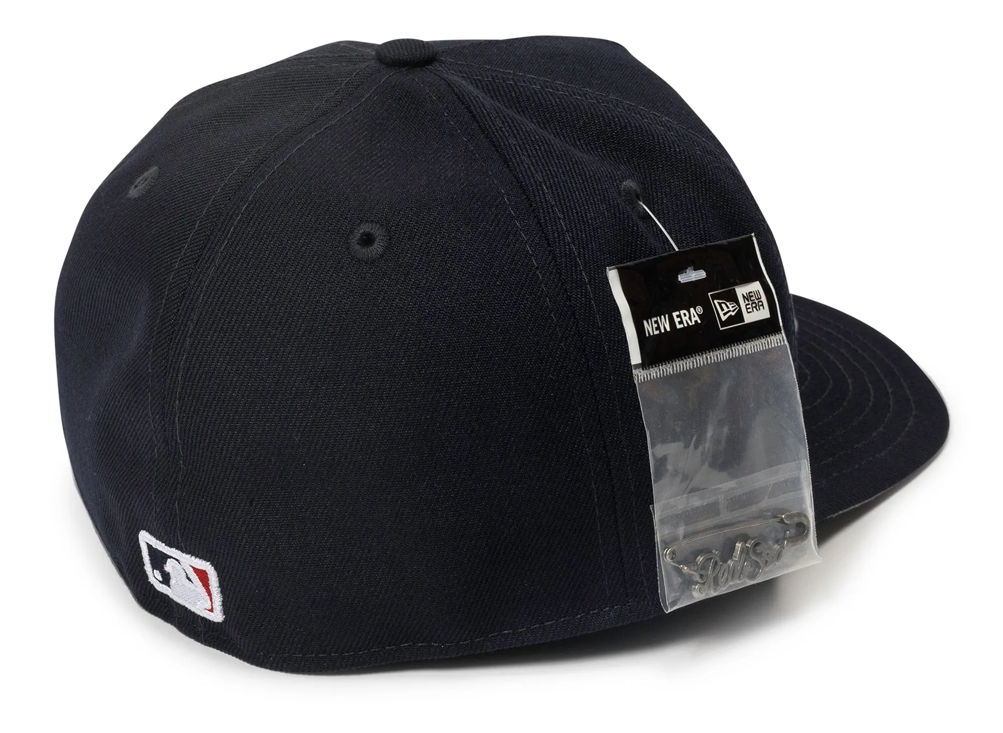 New Era Script Safety Pin Boston Red Socks Fitted Hat xld
