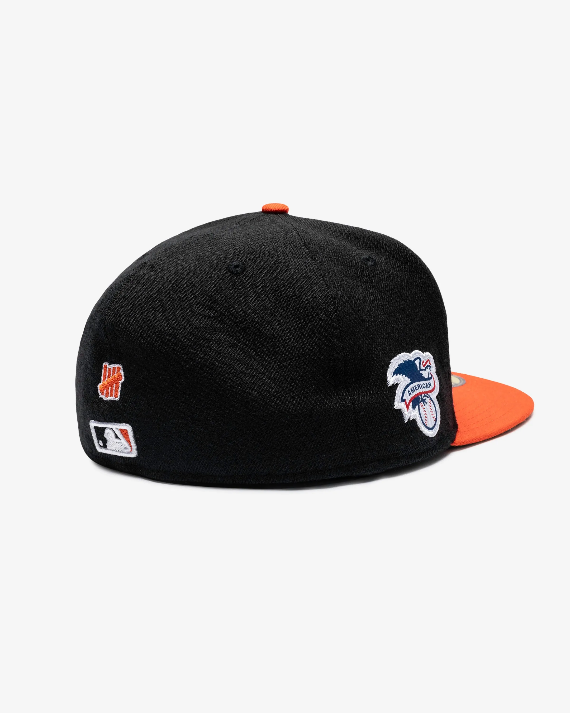 UNDEFEATED X NE X MLB FITTED - BALTIMORE ORIOLES