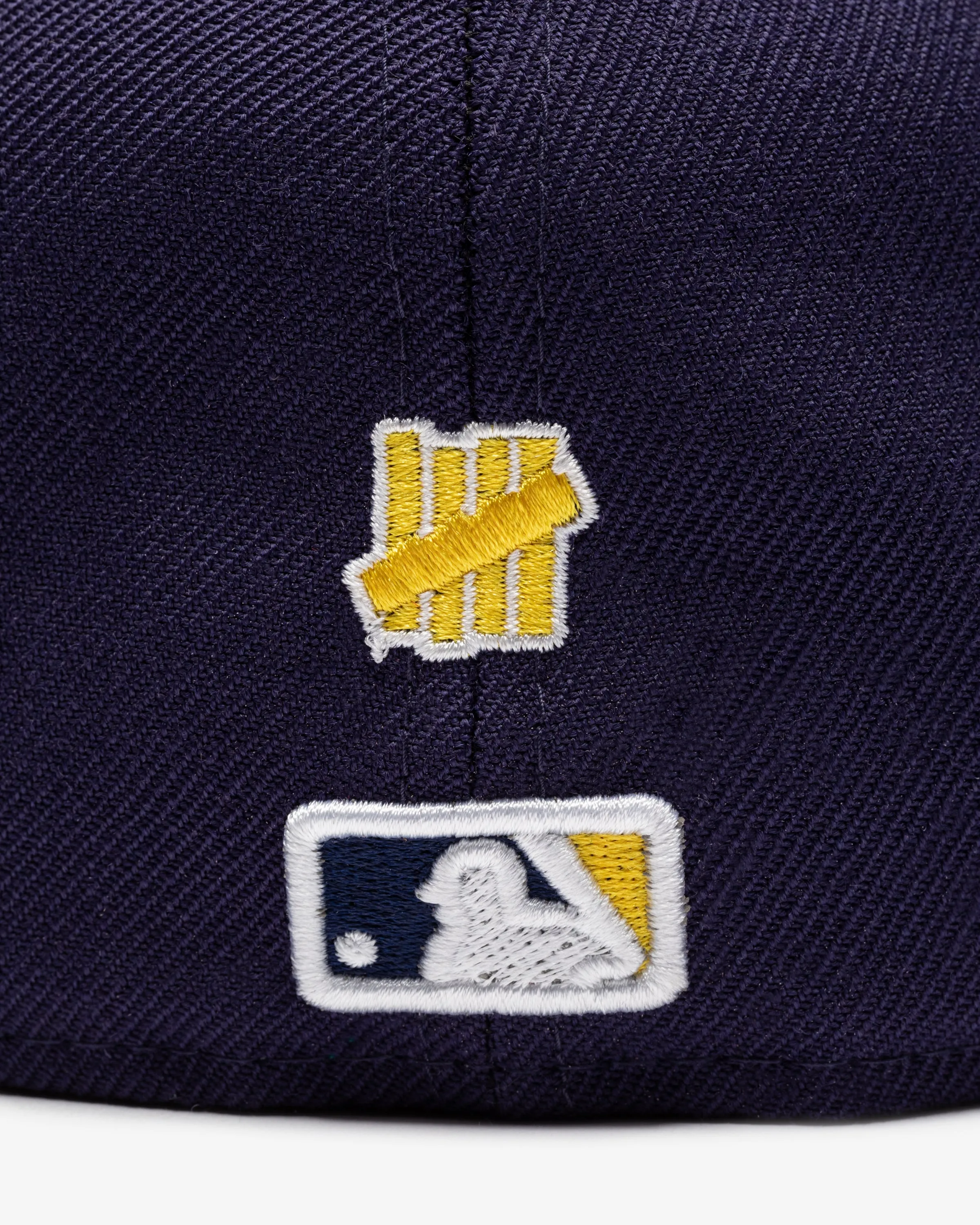 UNDEFEATED X NE X MLB FITTED - MILWAUKEE BREWERS