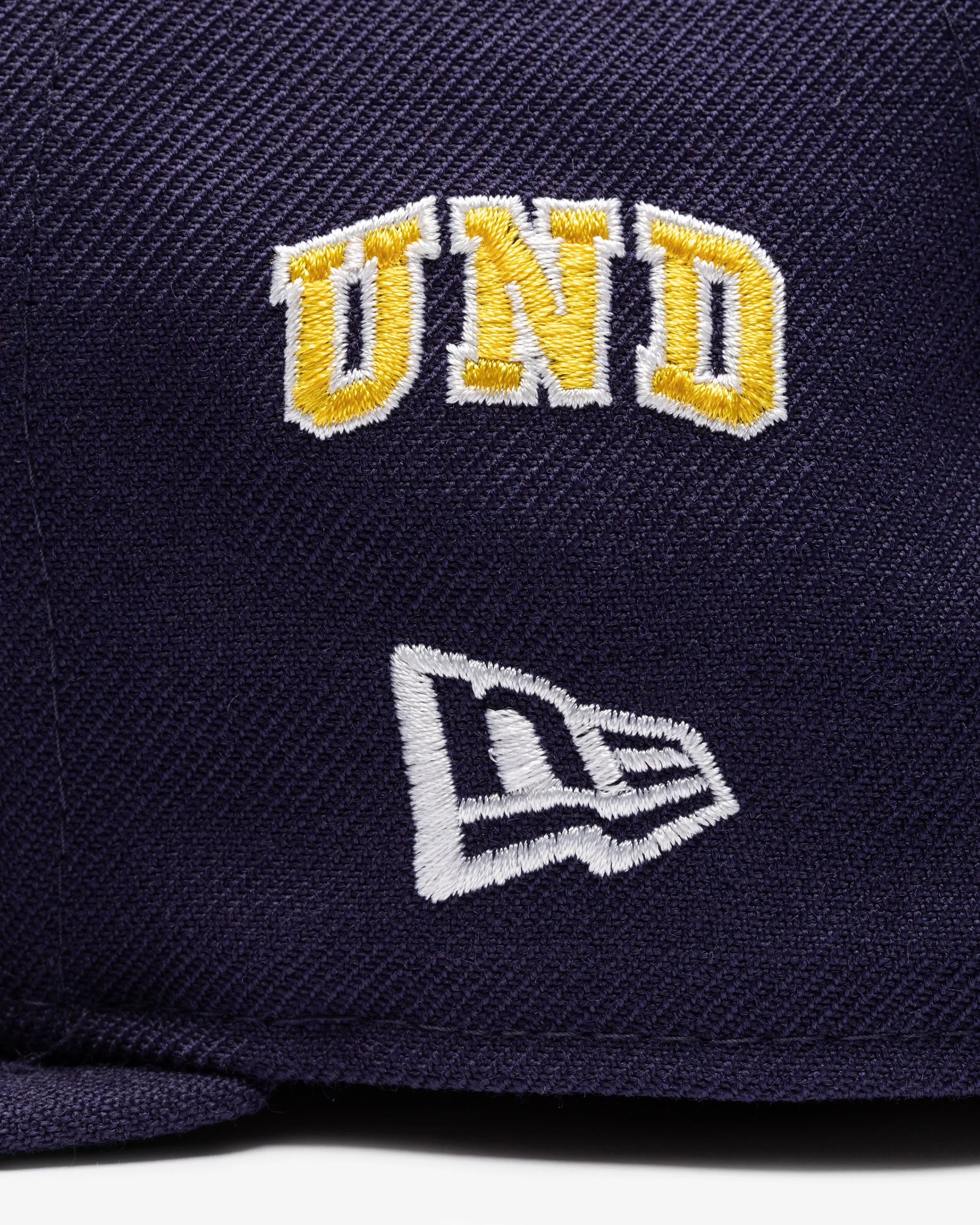 UNDEFEATED X NE X MLB FITTED - MILWAUKEE BREWERS