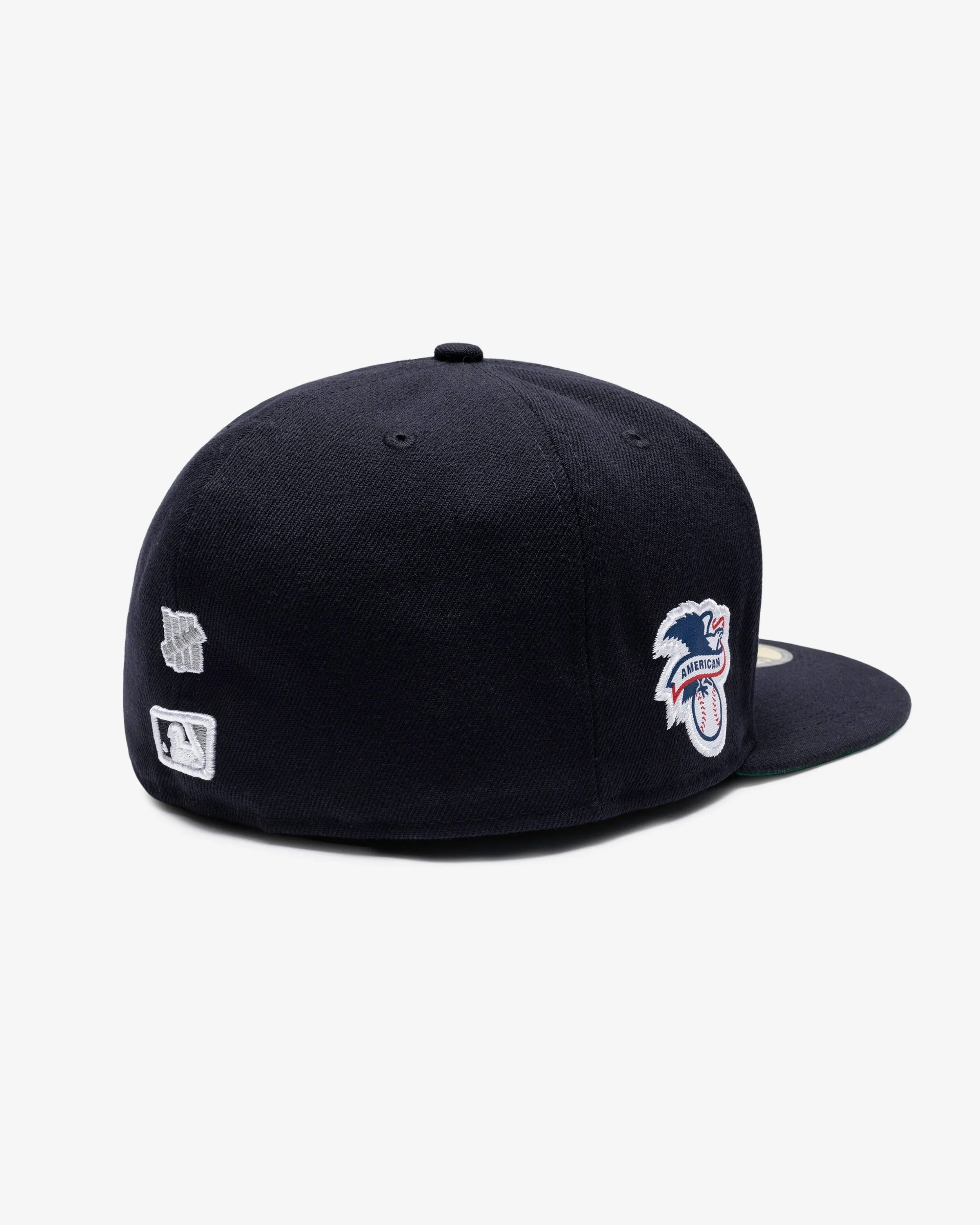 UNDEFEATED X NE X MLB FITTED - NEW YORK YANKEES