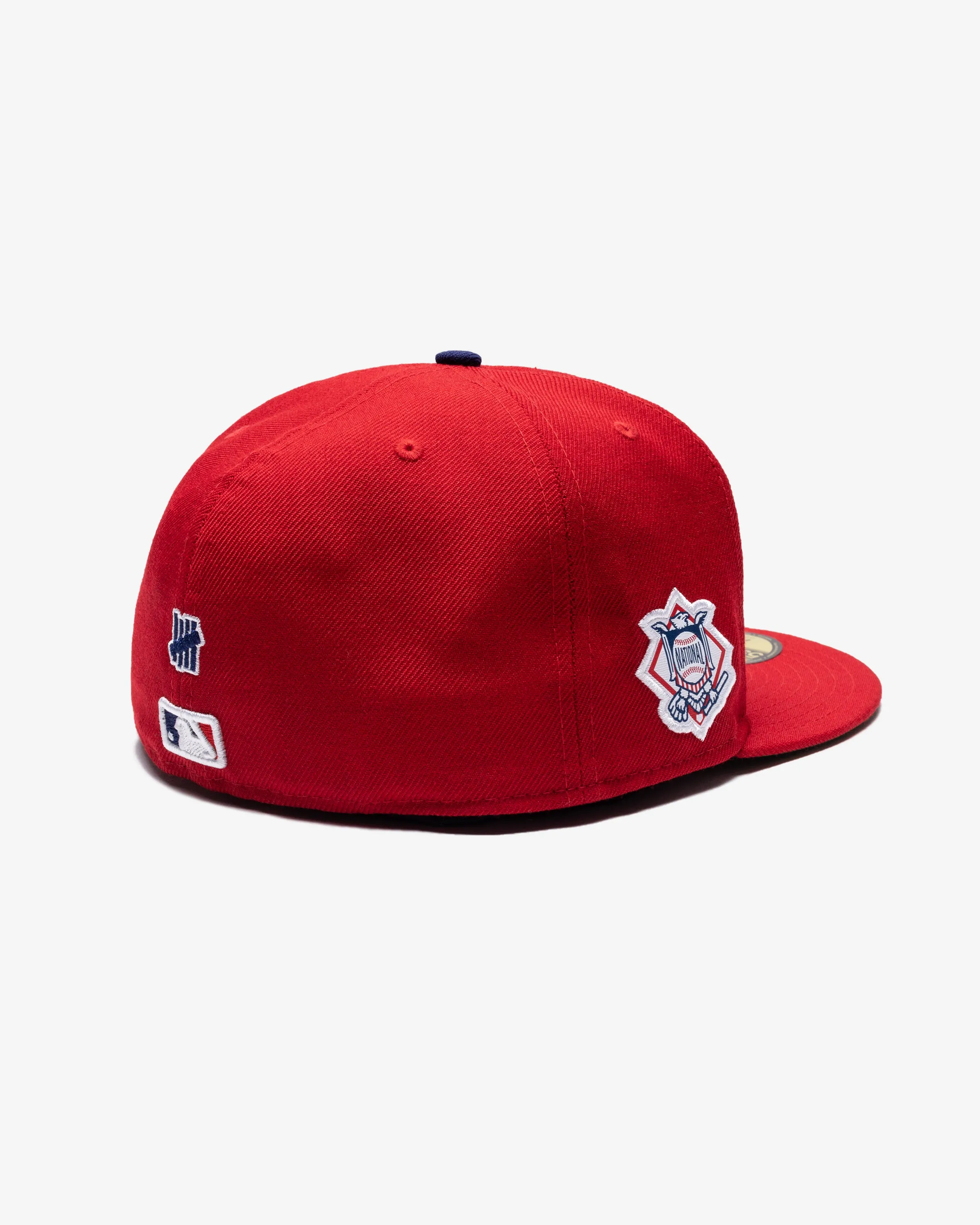 UNDEFEATED X NE X MLB FITTED - PHILADELPHIA PHILLIES