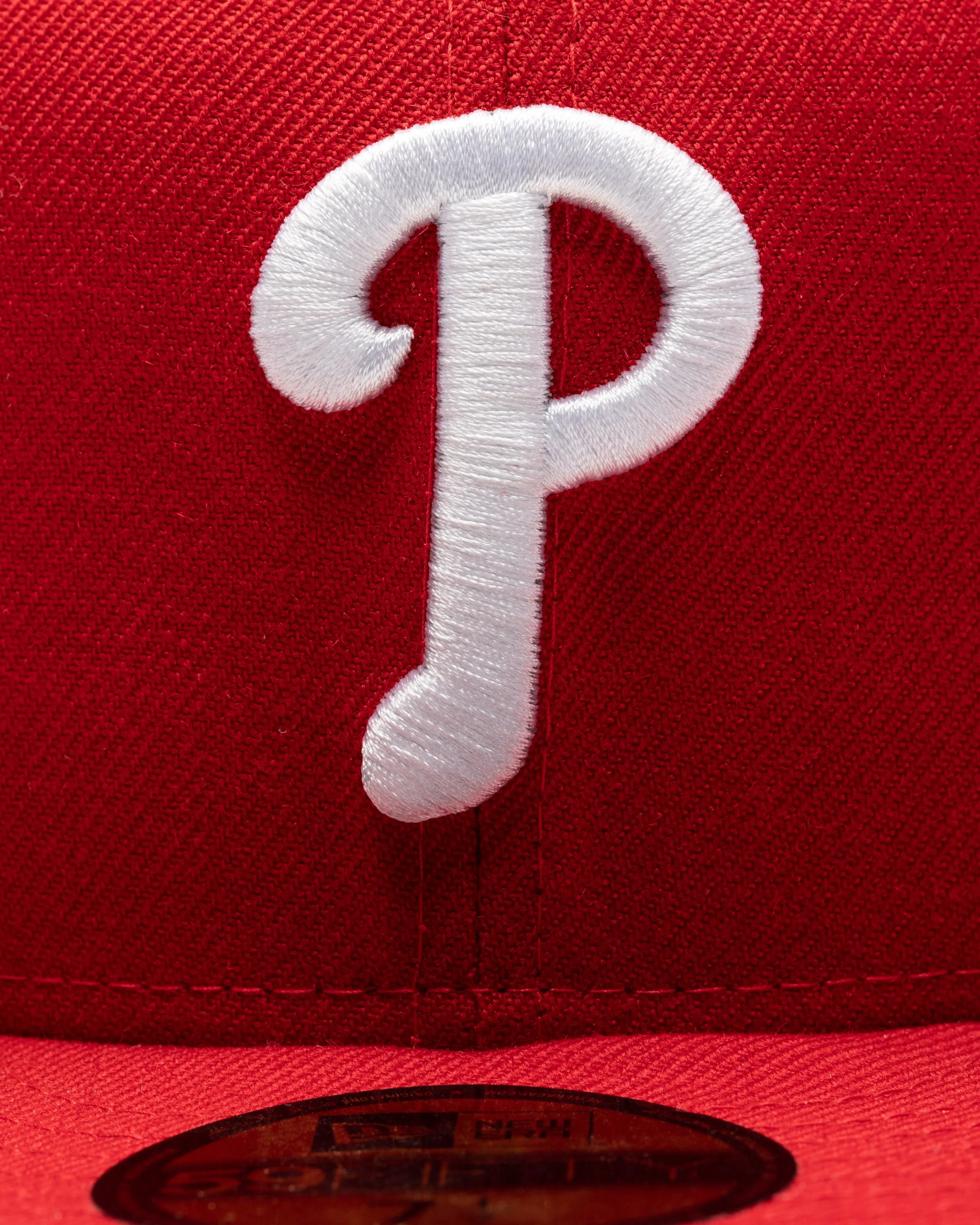 UNDEFEATED X NE X MLB FITTED - PHILADELPHIA PHILLIES