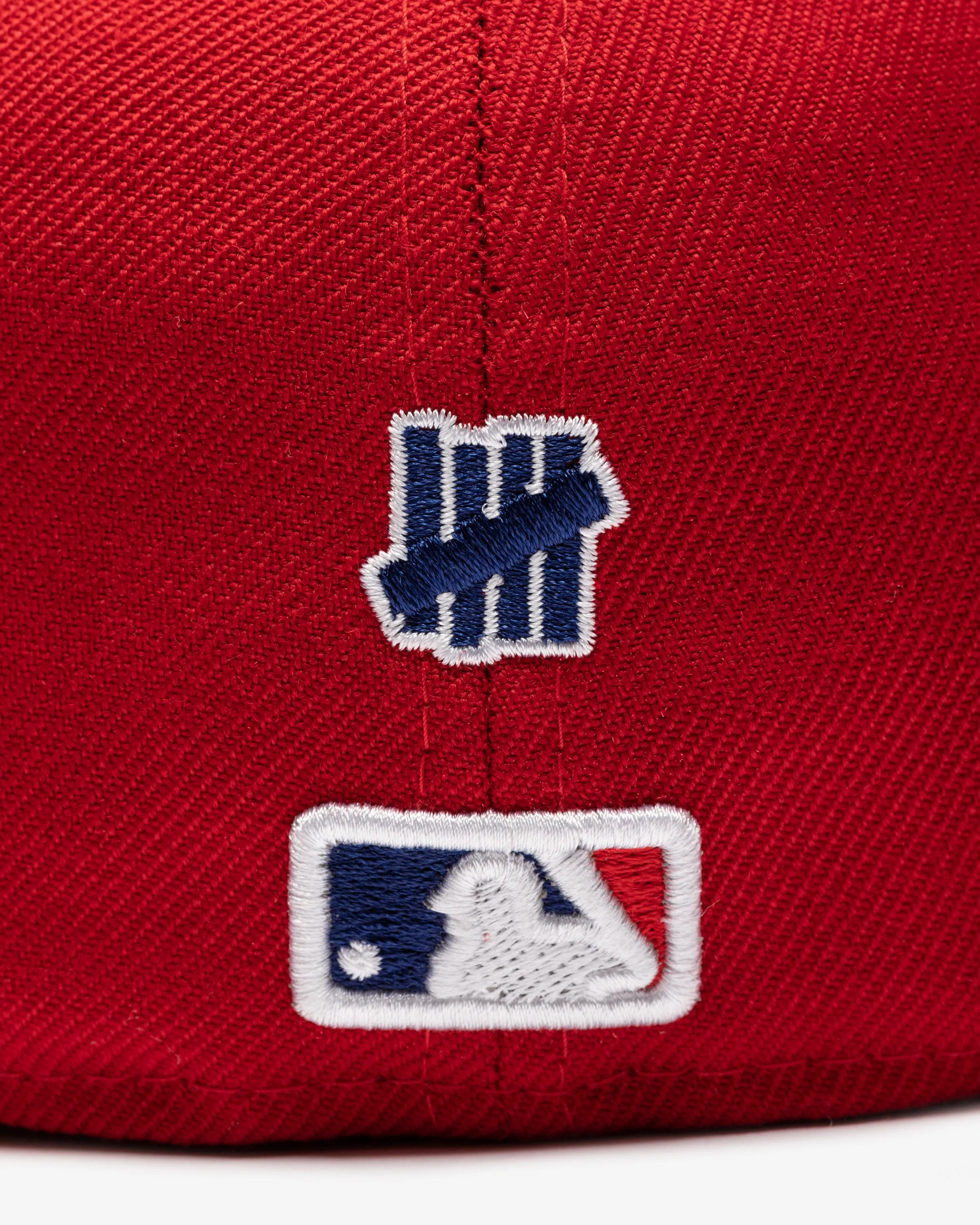UNDEFEATED X NE X MLB FITTED - PHILADELPHIA PHILLIES